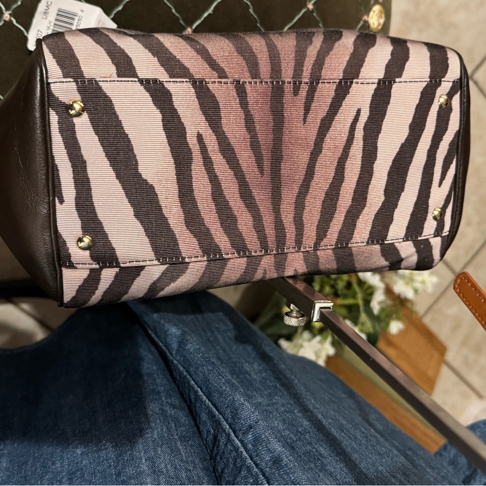 Coach Madison Zebra Print Mini Satchel Bag  Crossbody strap include - Picture 15 of 15
